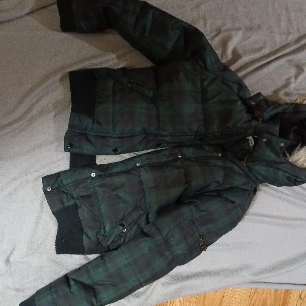 womans American Eagle coat size large